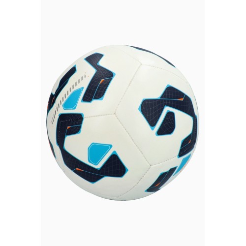 Nike Pitch 24